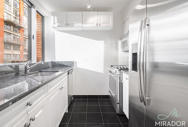 60 W 23rd Street 643