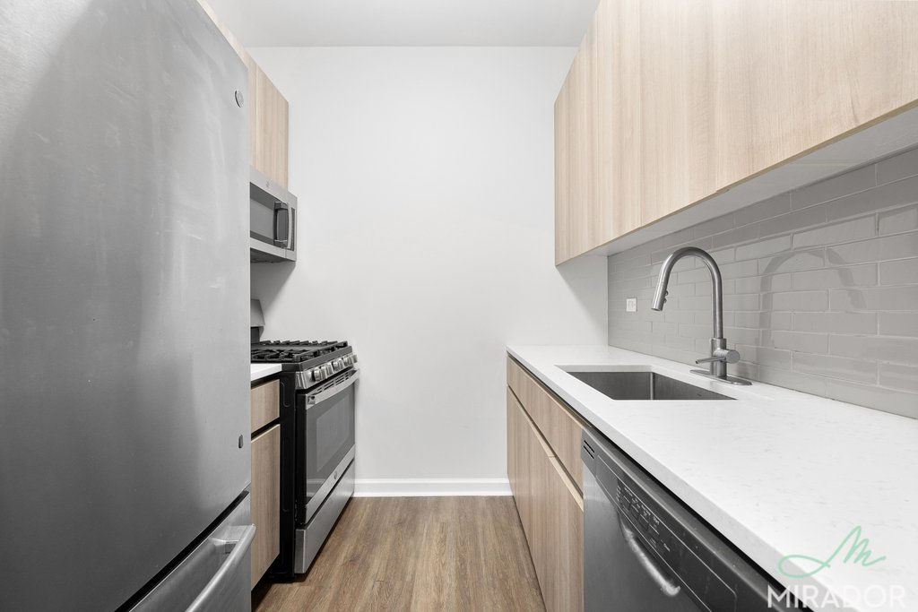 15 Park Row 19N