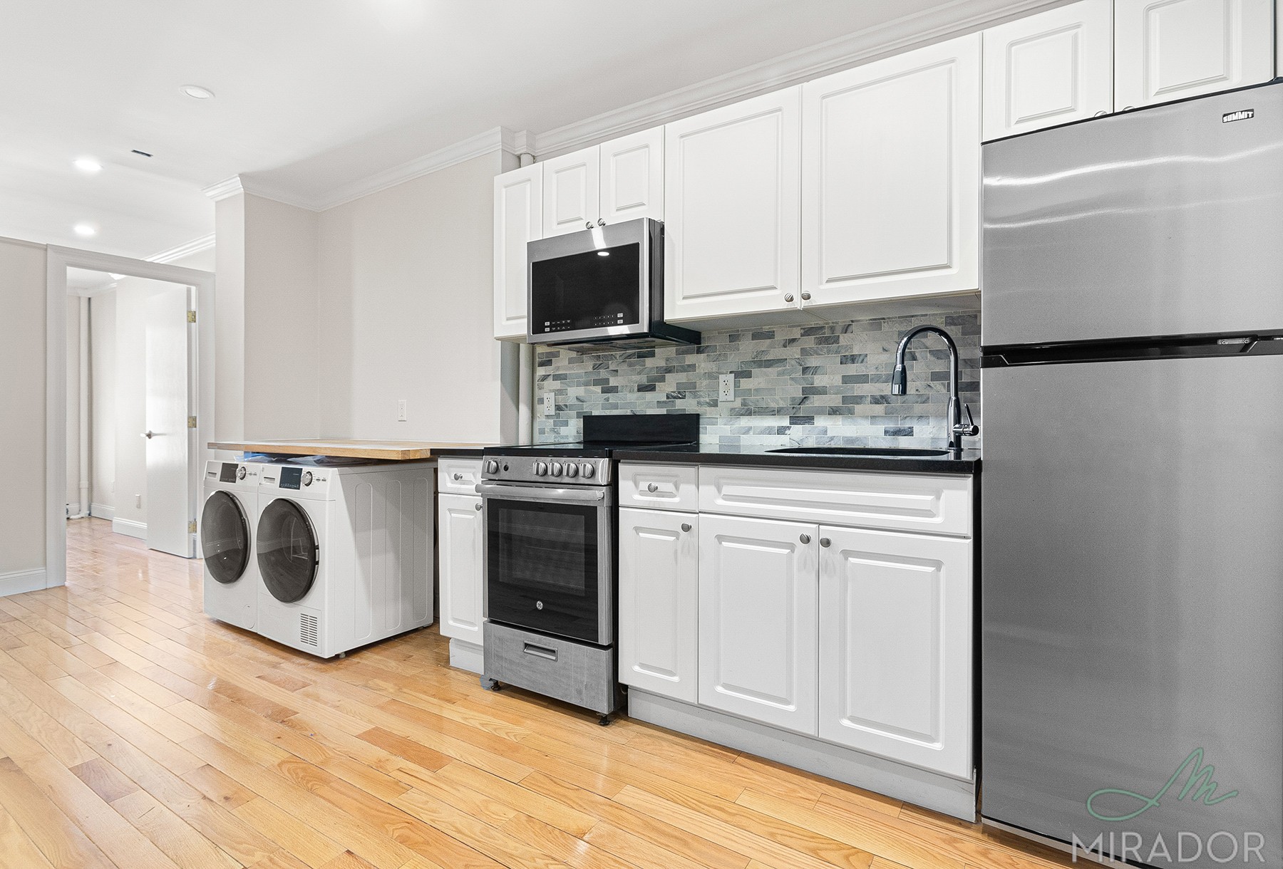 332 E 9th Street 16