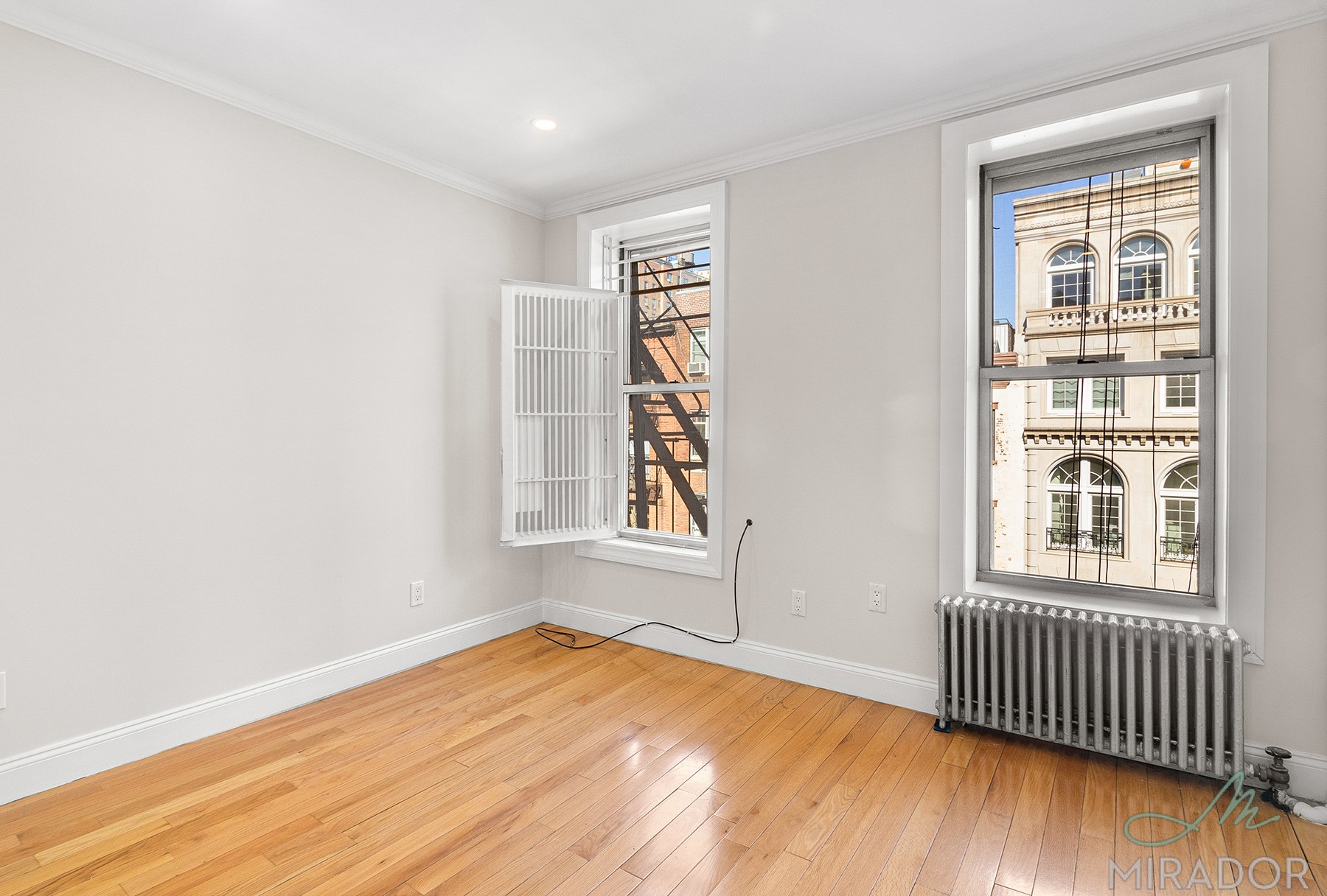 332 E 9th Street 16