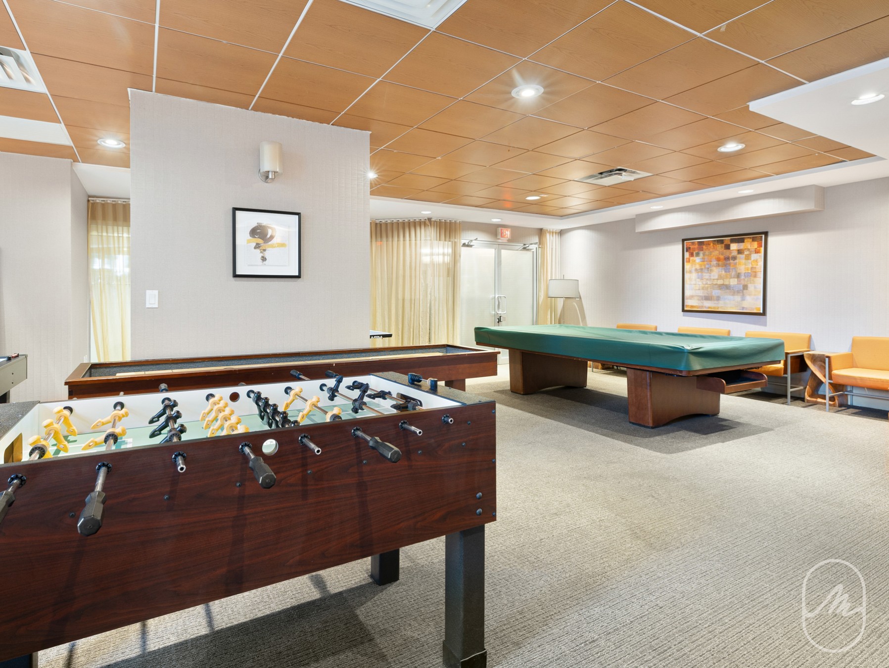 330 E 38th Street 23Q