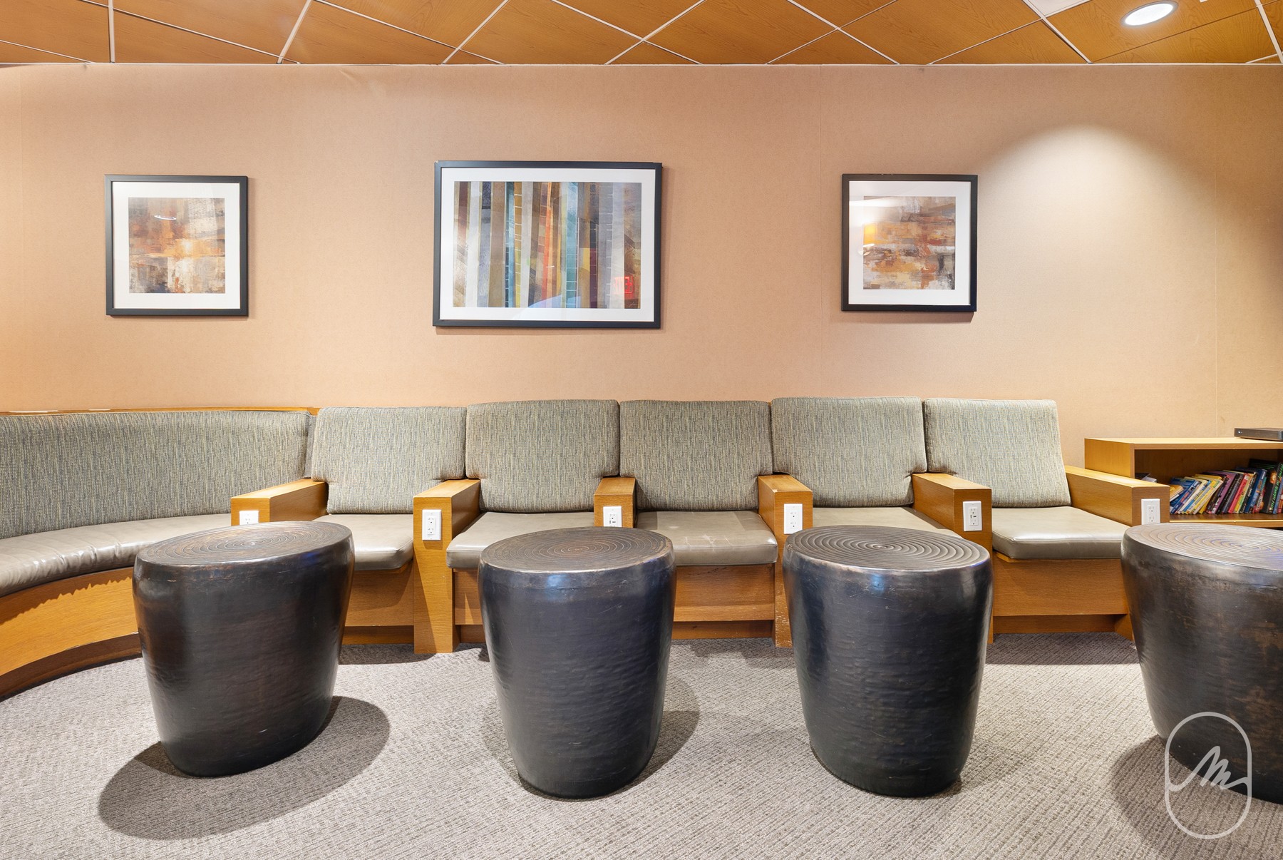 330 E 38th Street 23Q