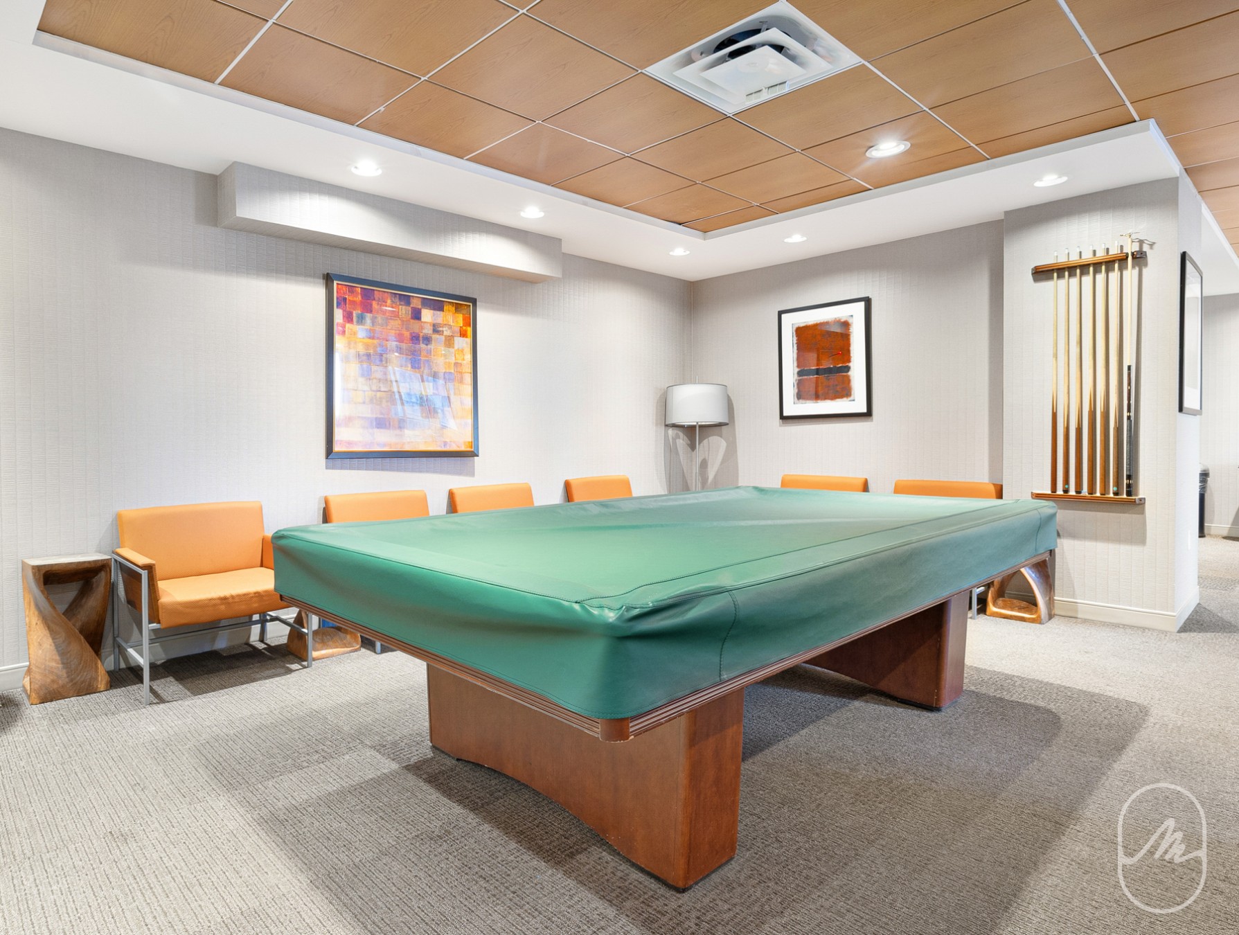 330 E 38th Street 23Q