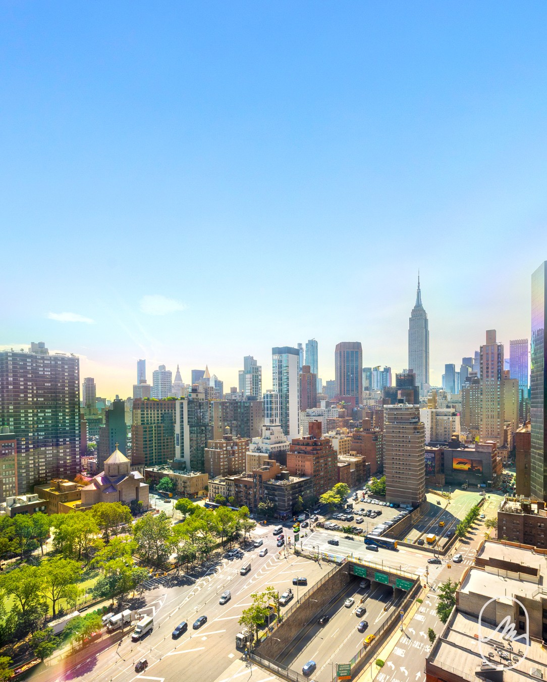 330 E 38th Street 23Q