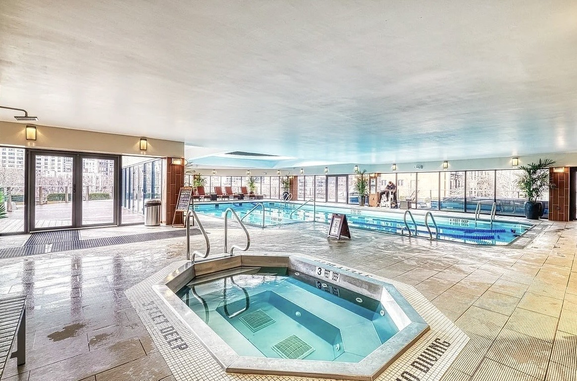 330 E 38th Street 23Q