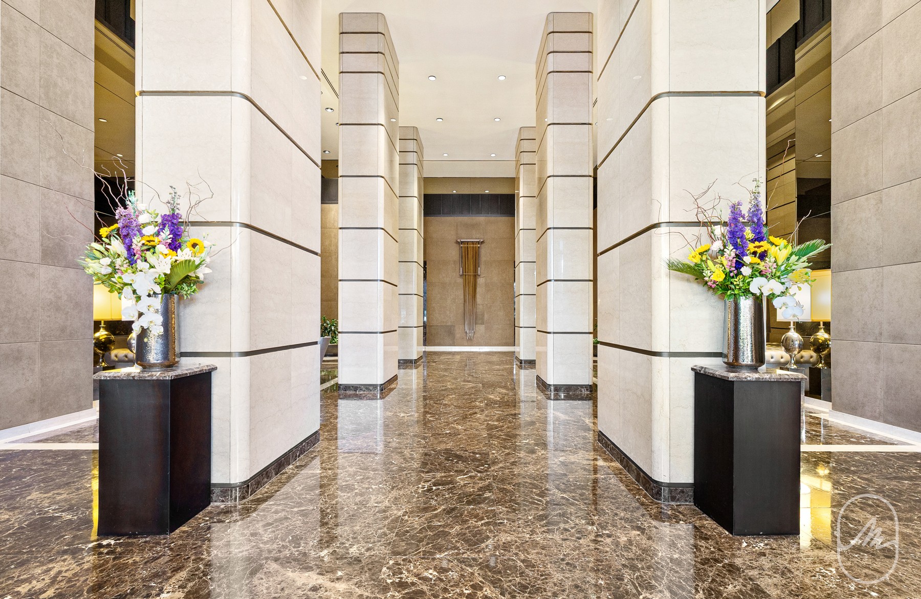 330 E 38th Street 23Q