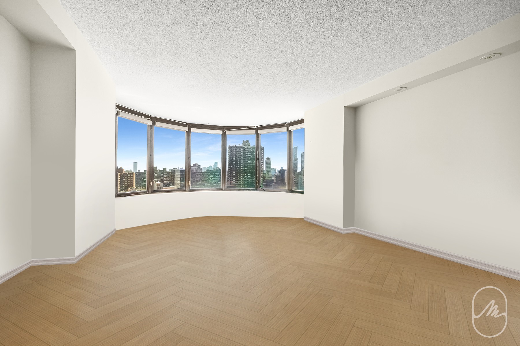 330 E 38th Street 23Q