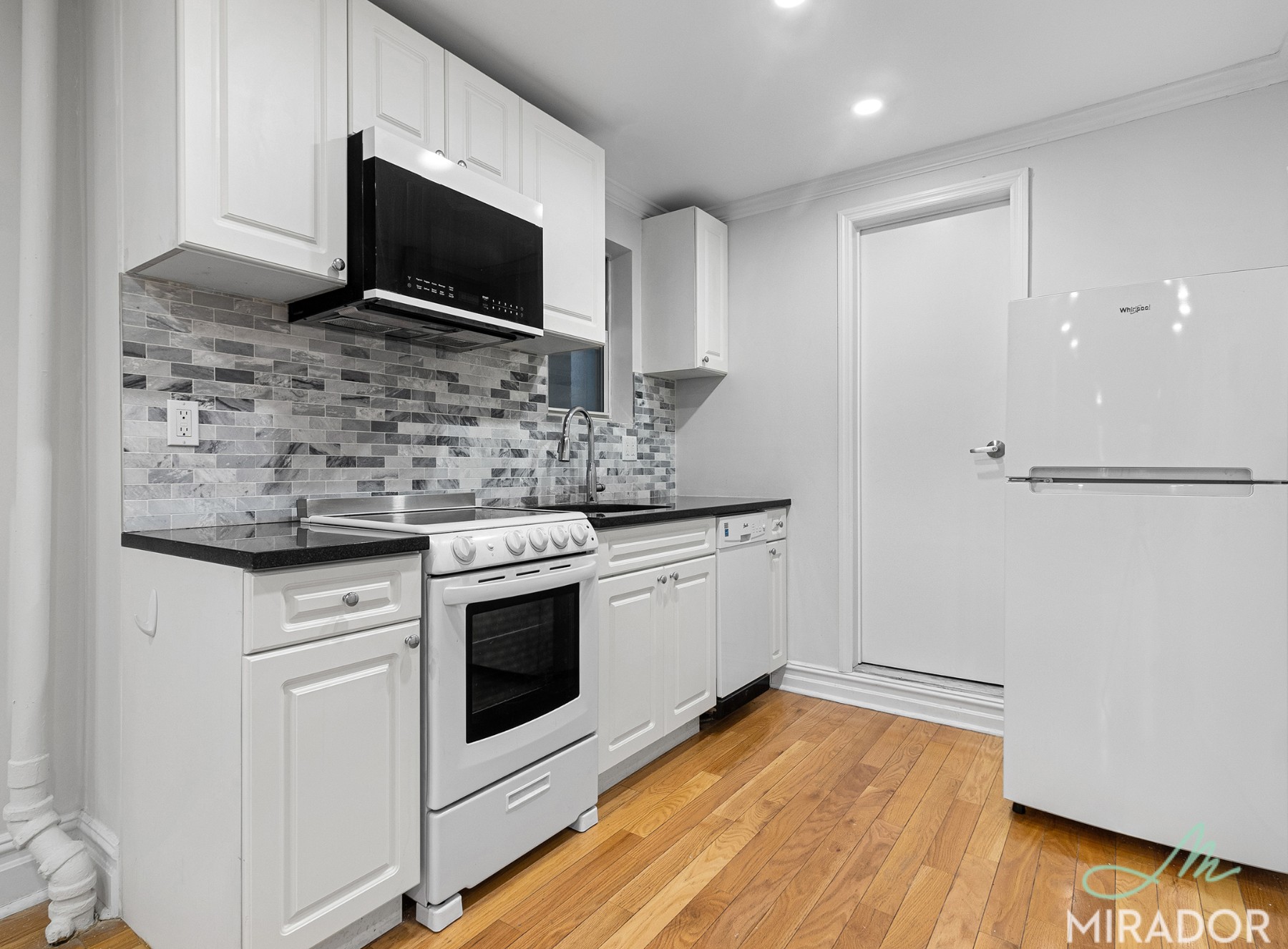 332 E 9th Street 14
