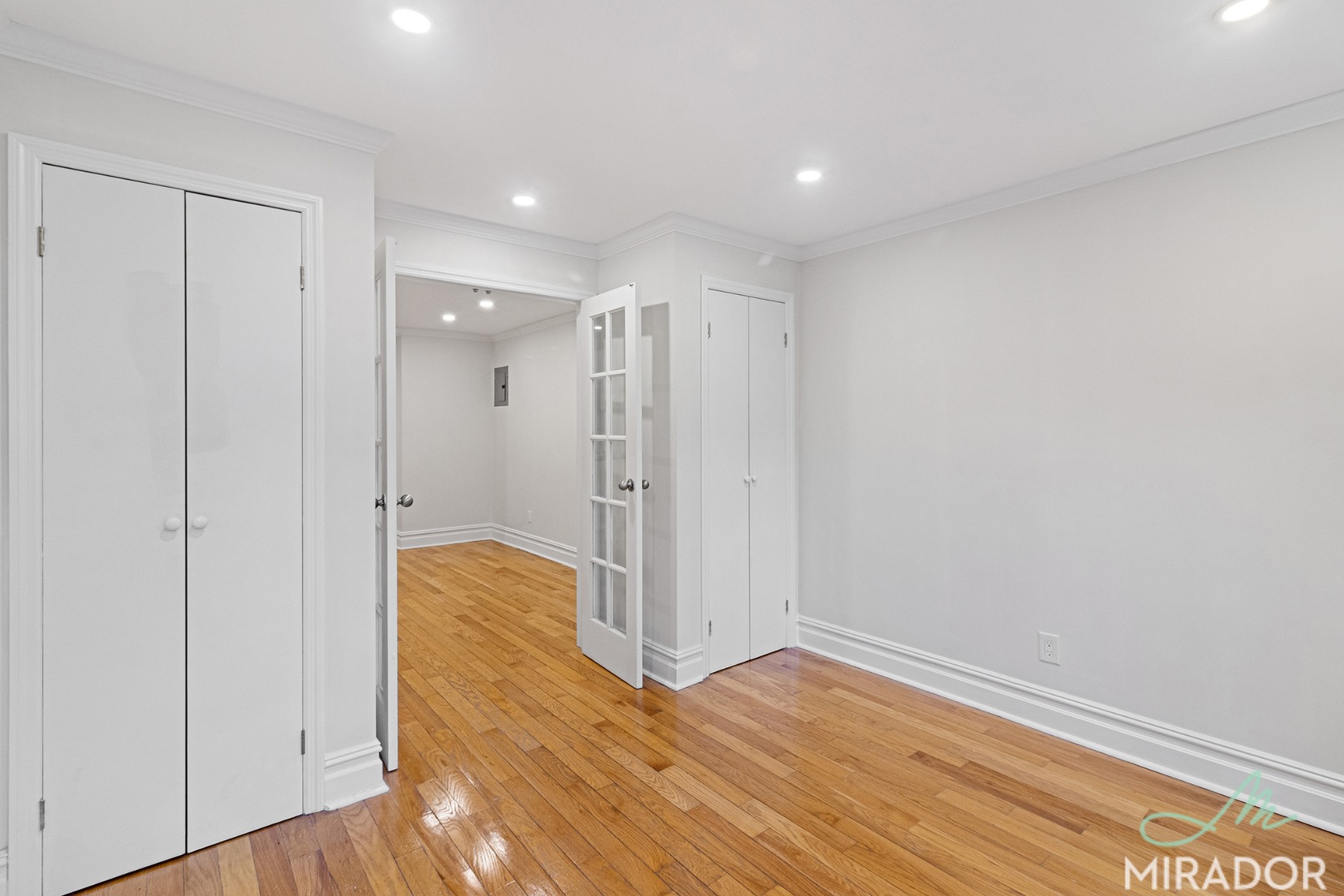 332 E 9th Street 14