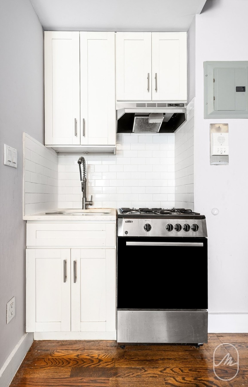 310 W 22nd Street 2b