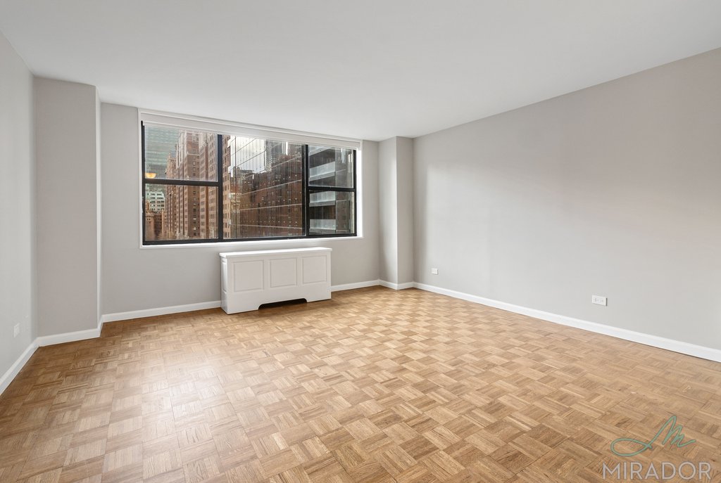 330 E 39th Street 15K