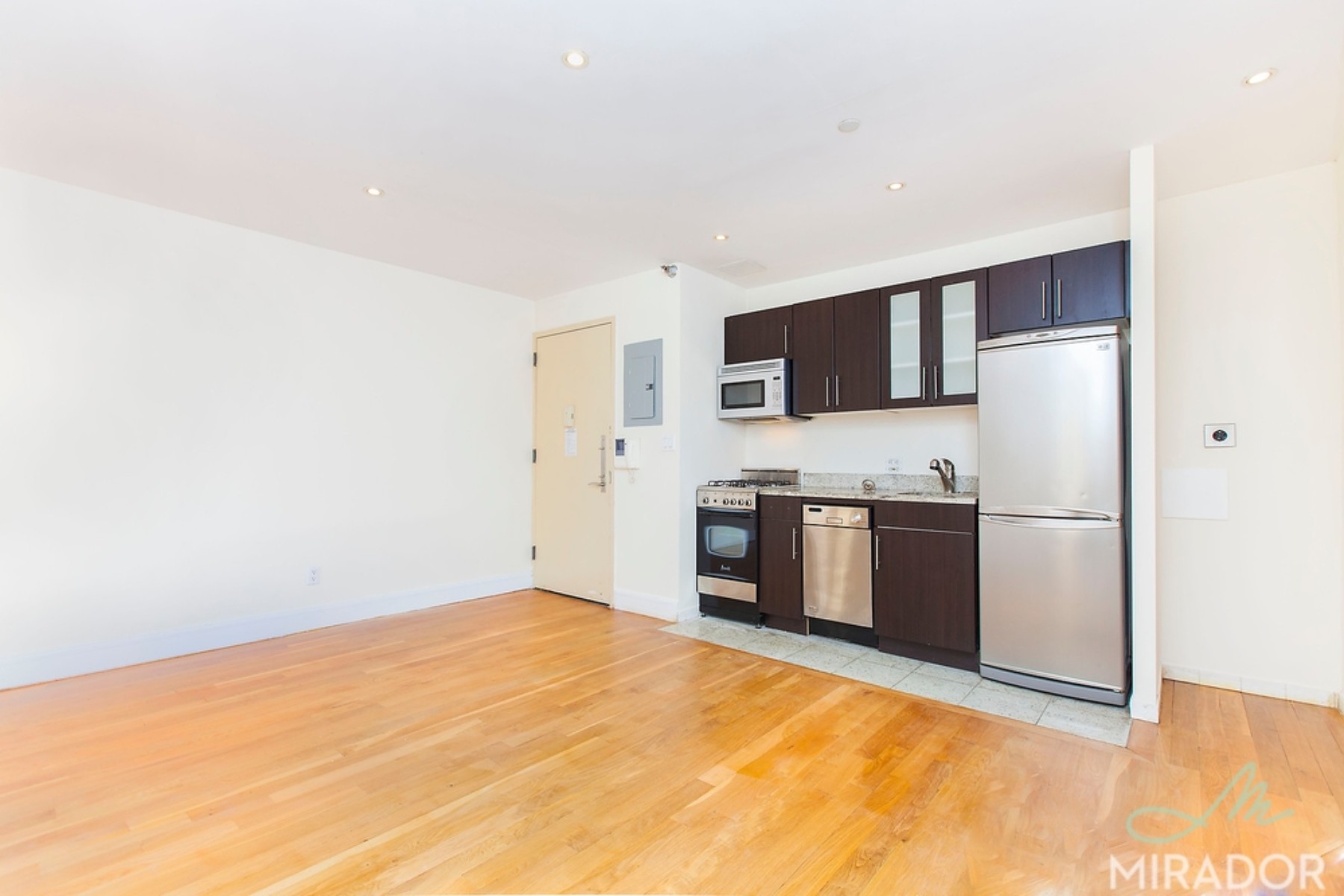 636 E 11th Street 6f