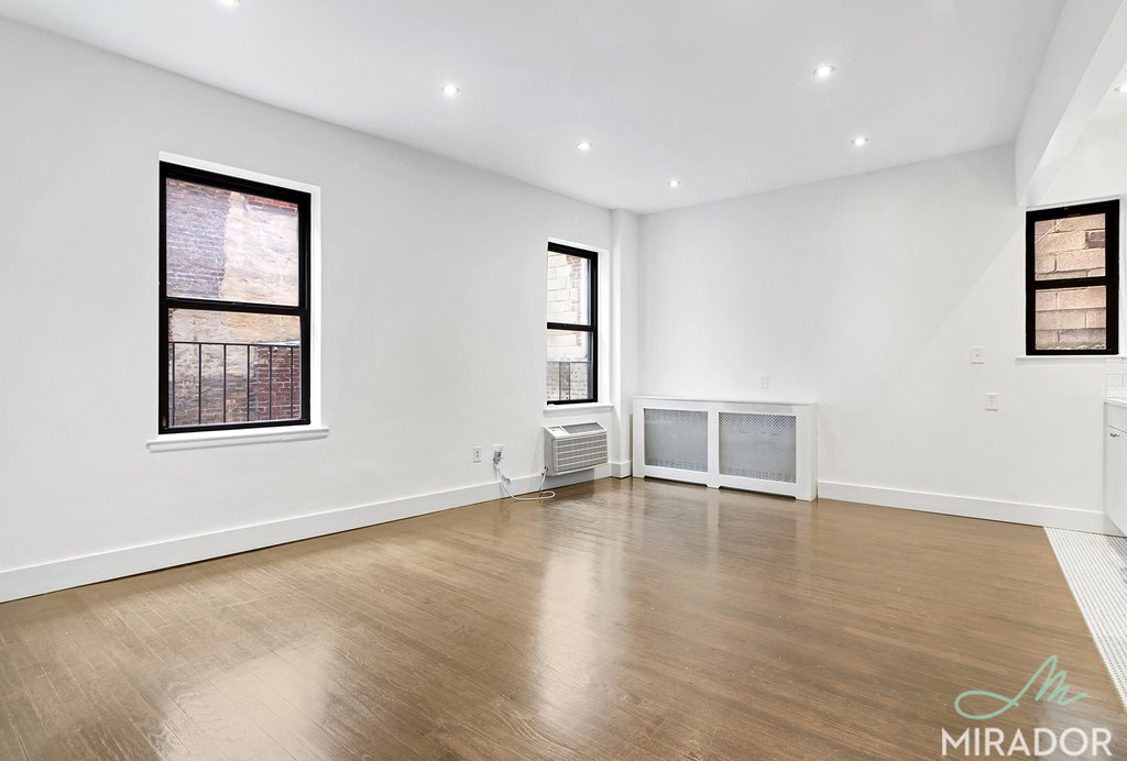 425 E 74th Street 2D