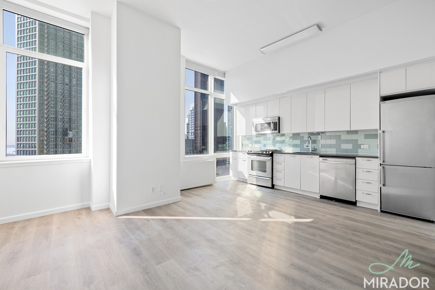 80 Dekalb Avenue 27P