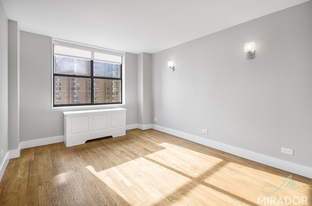 330 E 39th Street 21M