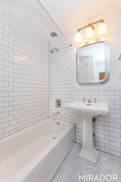 43 W 16th Street 9E