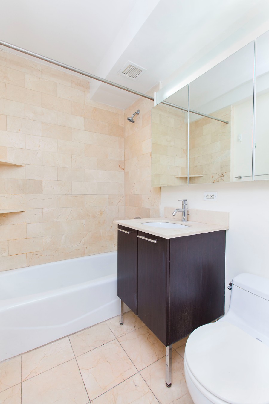 636 E 11th Street 3G