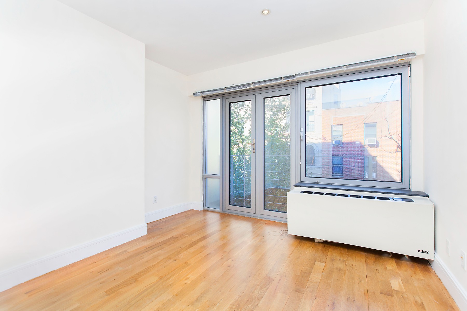 636 E 11th Street 3G