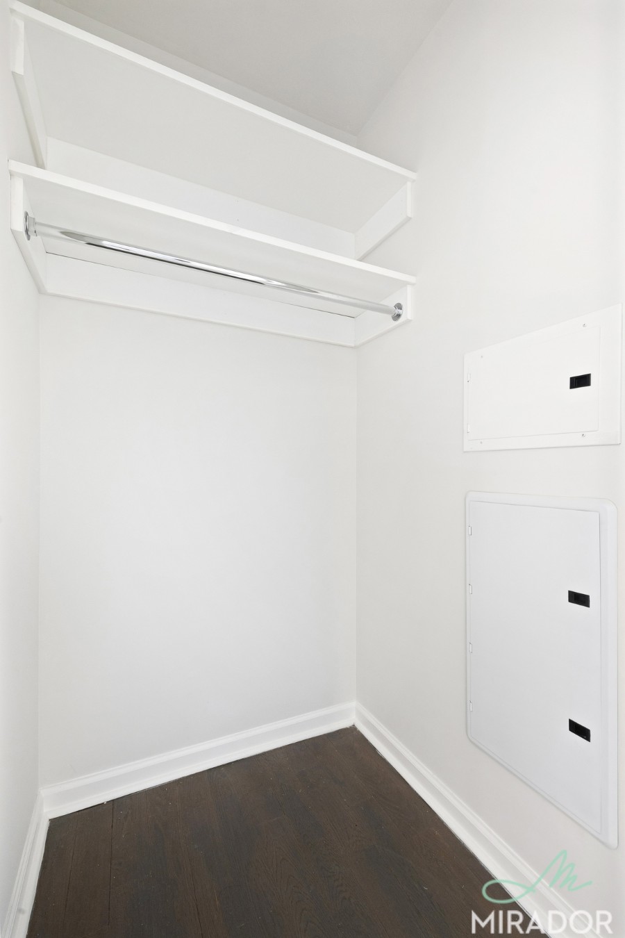 15 Park Row 6J