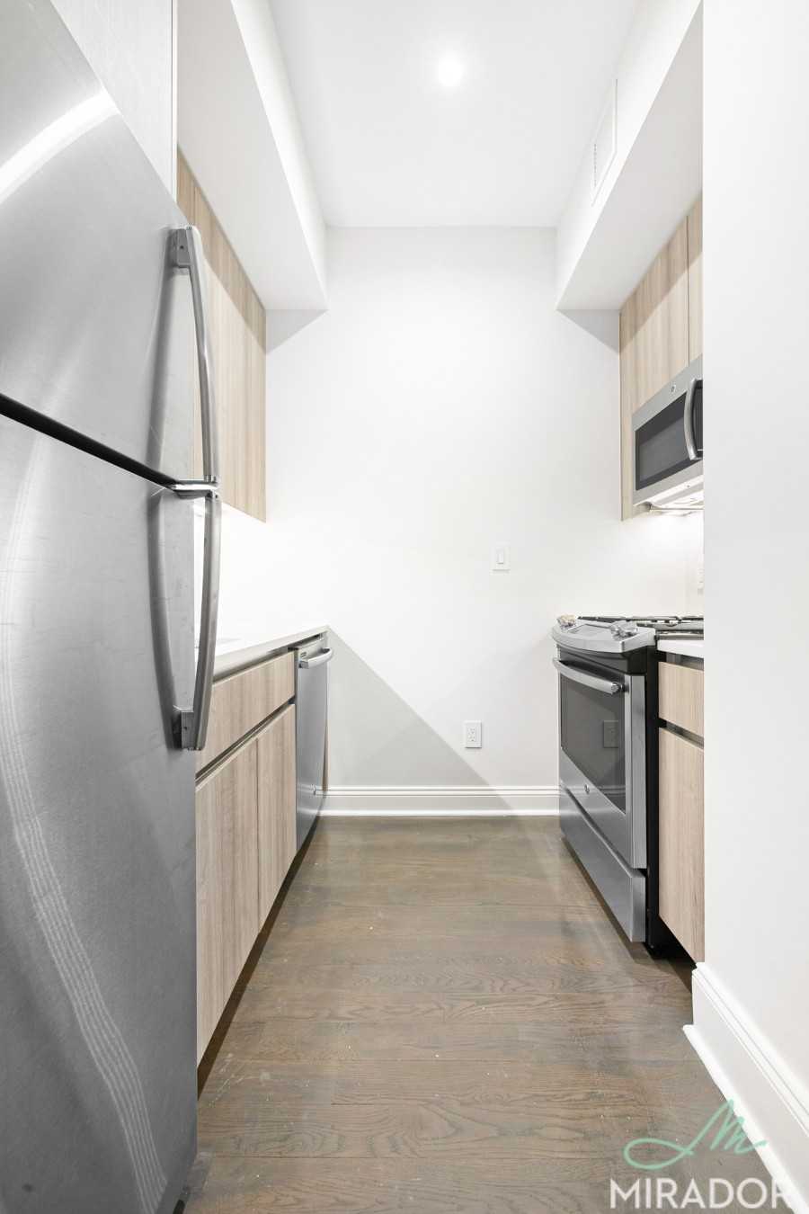 15 Park Row 6J