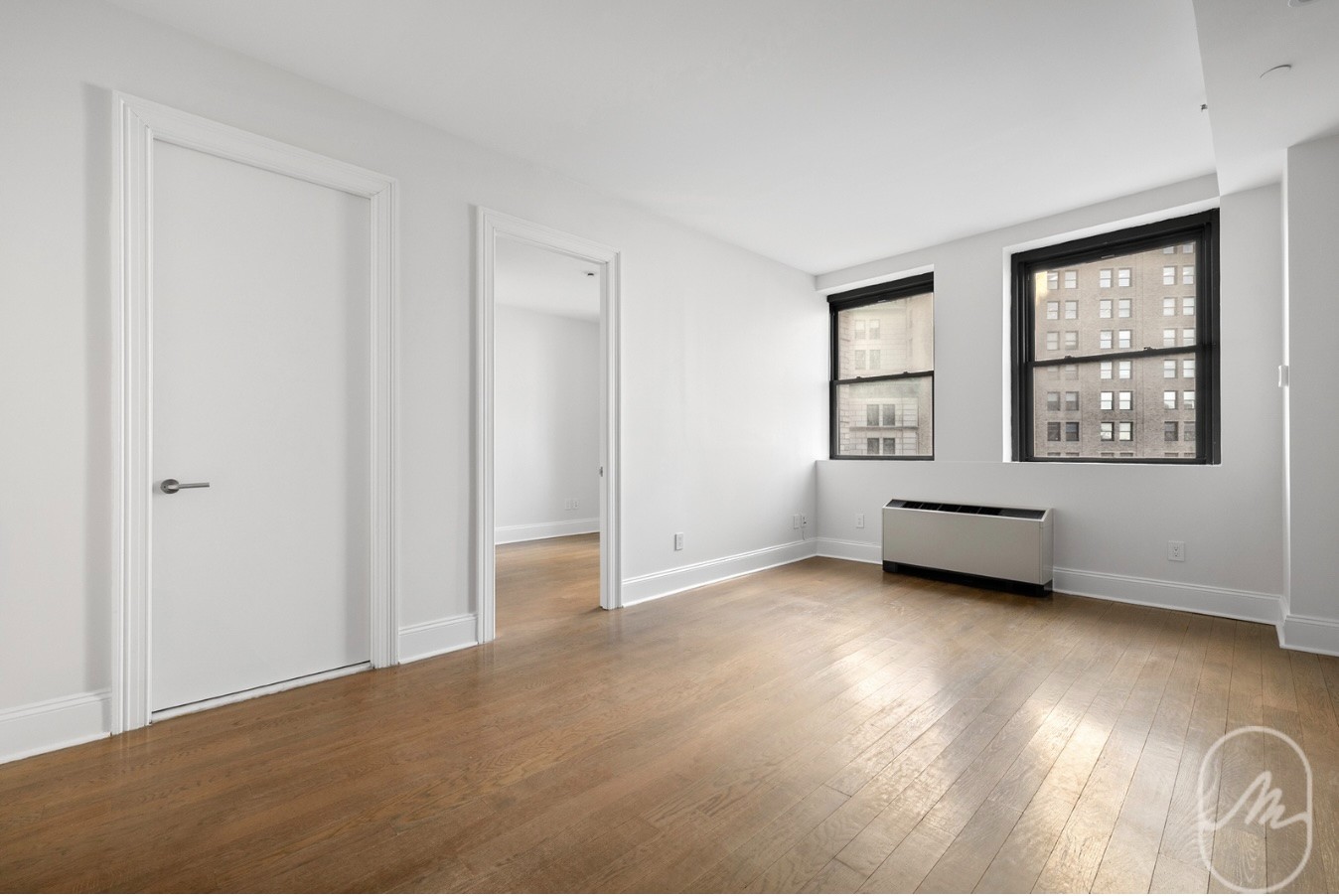 15 Park Row 5L-2