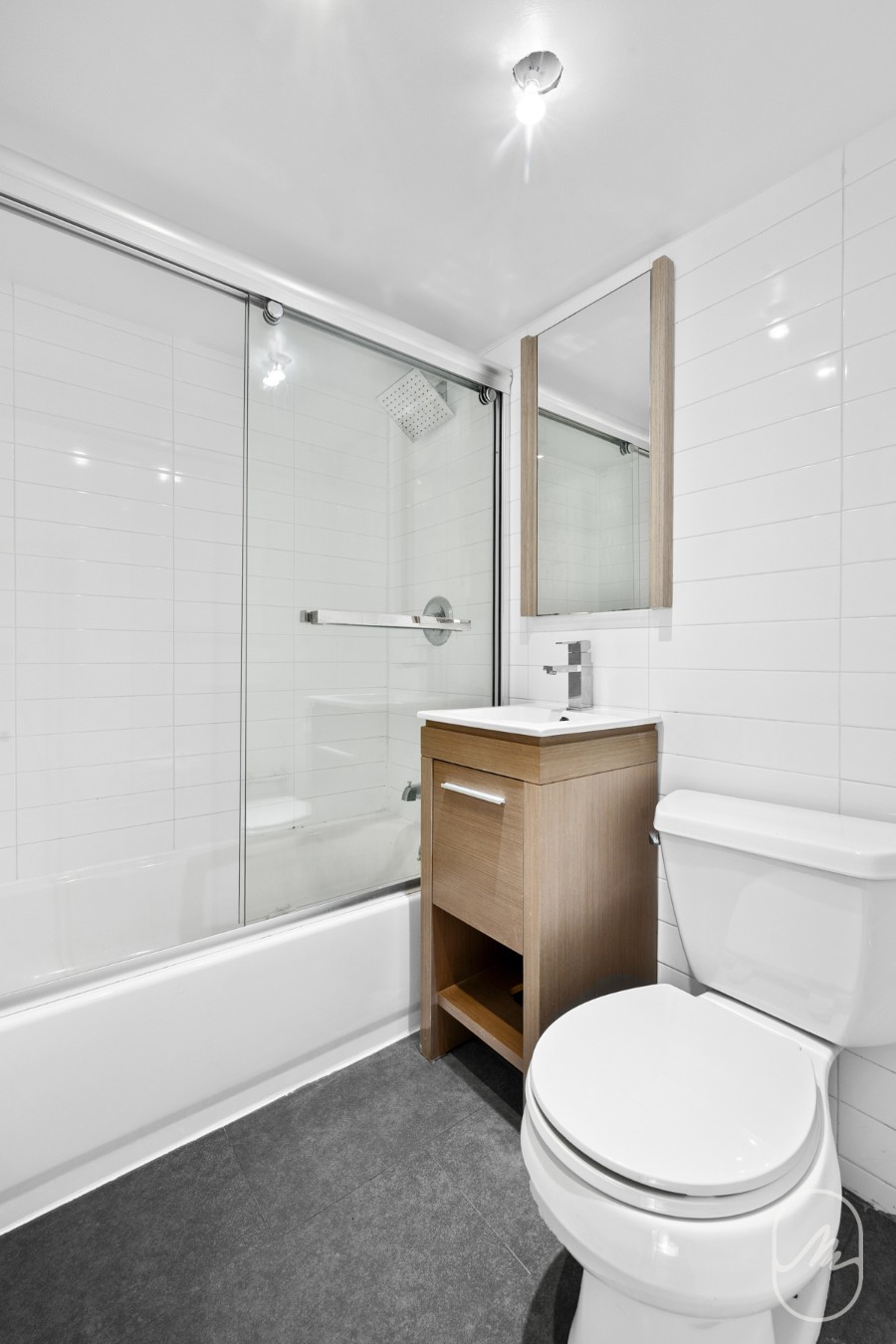 466 W 23rd Street 1R