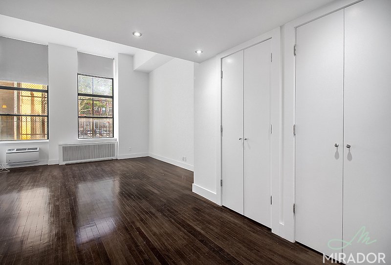 304 E 20th Street LC