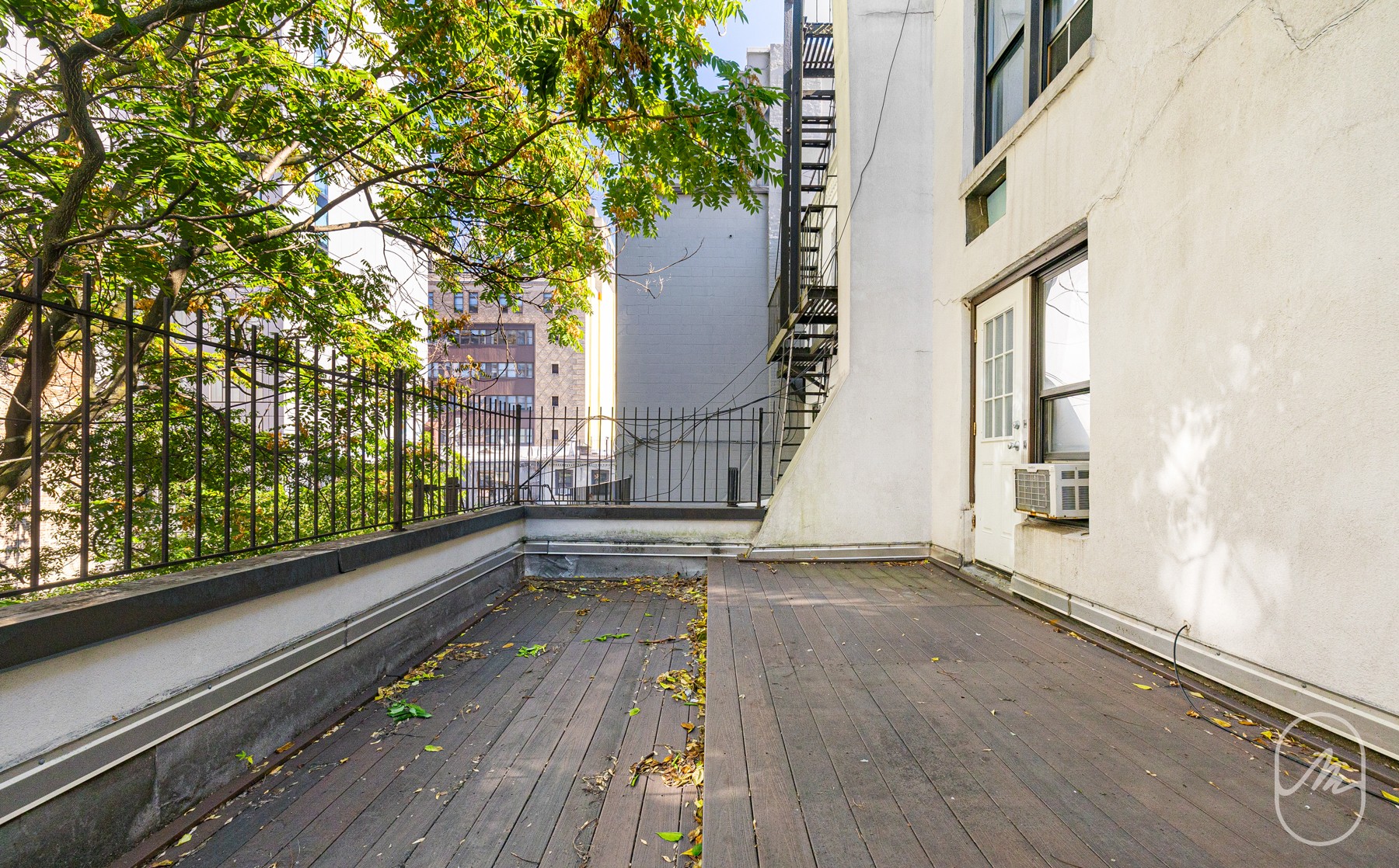 307 W 29th Street 3c