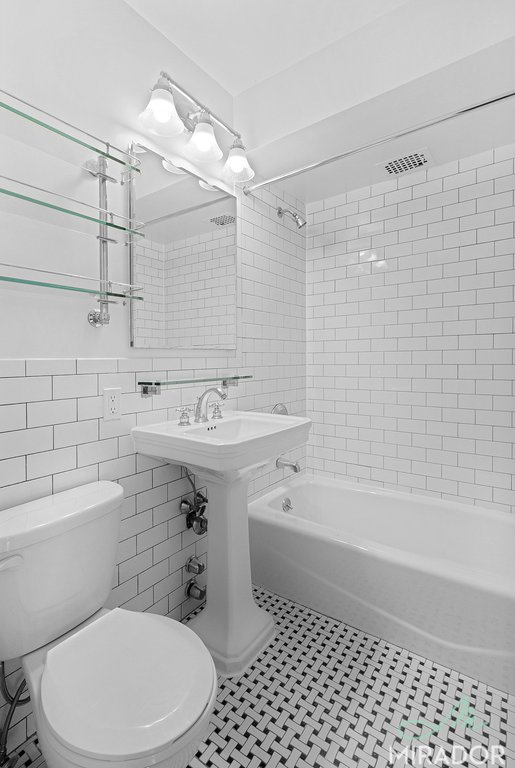 255 W 14th Street 6K