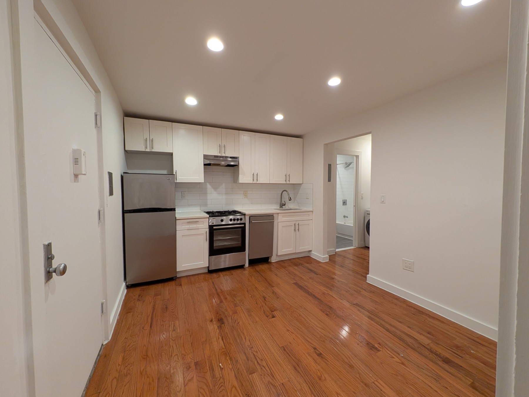 416 W 23rd Street 1a