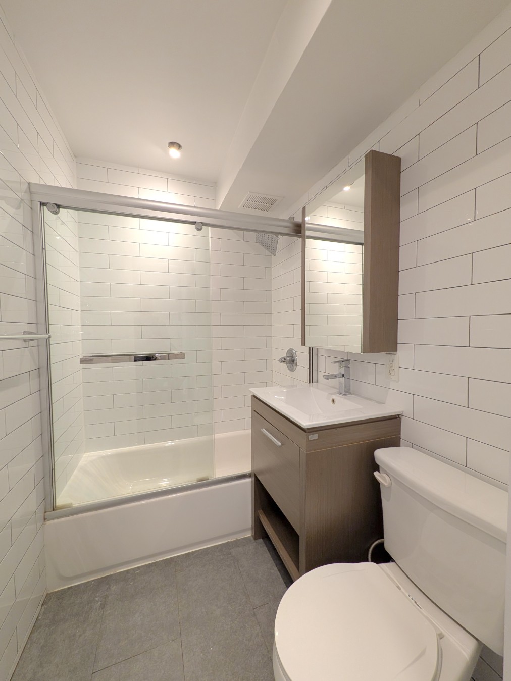 416 W 23rd Street 4d