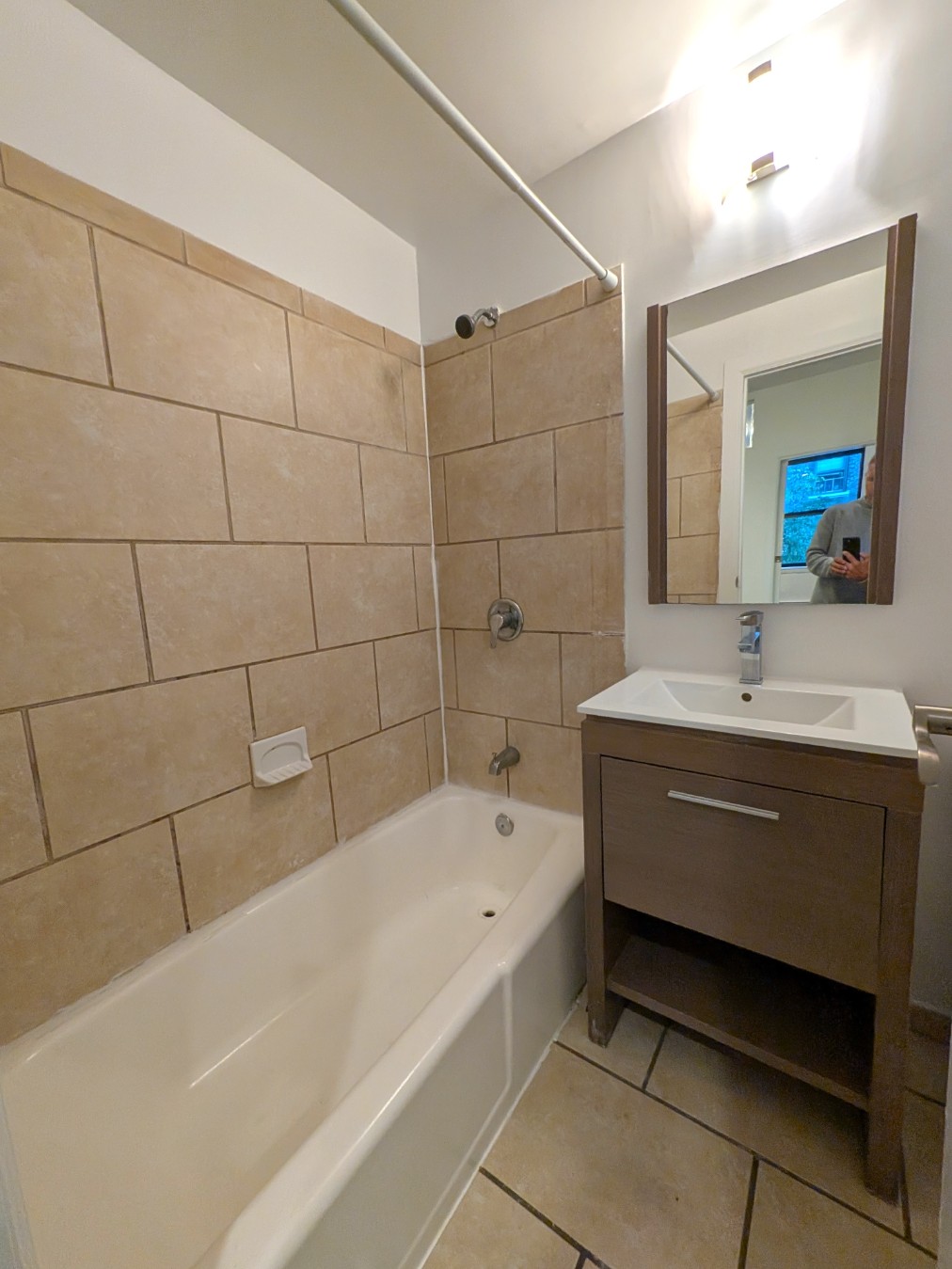 309 W 29th Street 2R