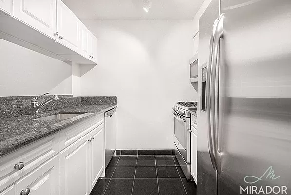 60 W 23rd Street 536