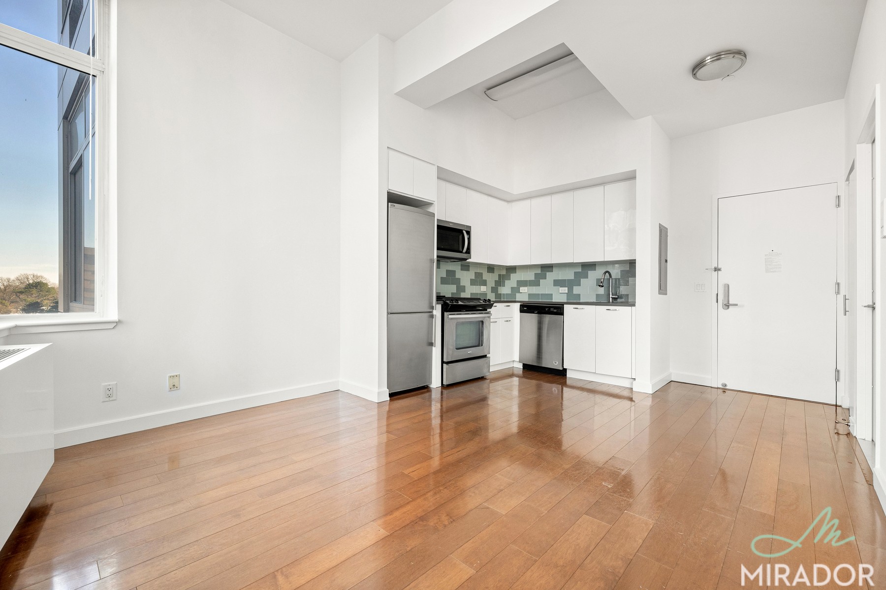 80 Dekalb Avenue 19F