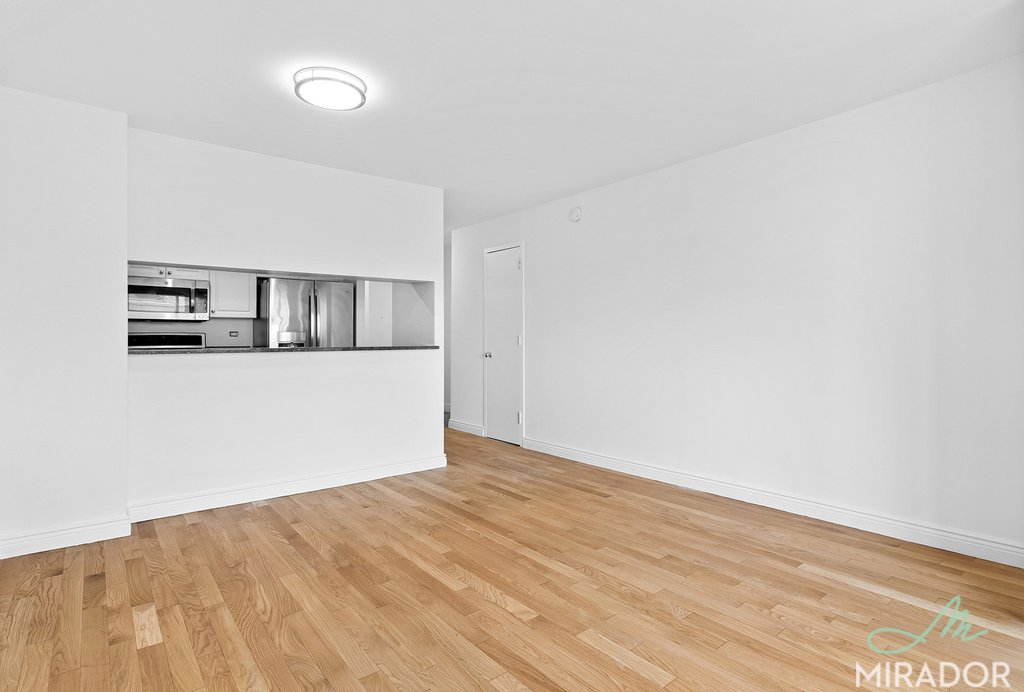 60 W 23rd Street 2005