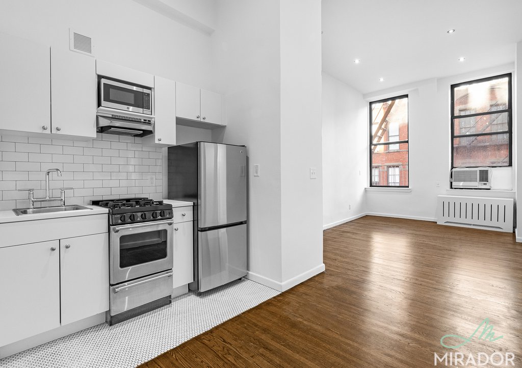 26 E 13th Street 4B