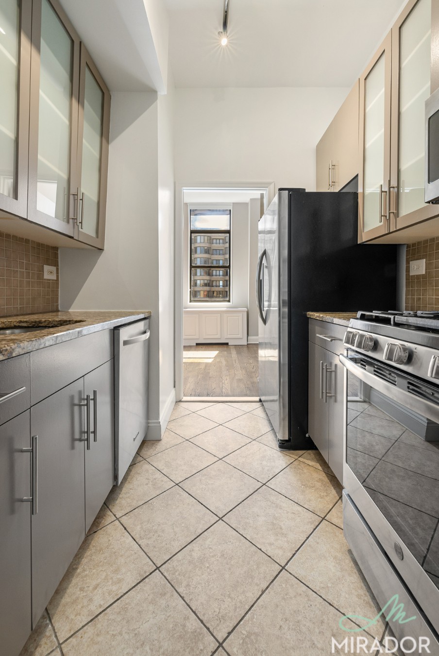 330 E 39th Street 15C