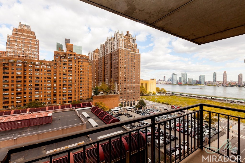 330 E 39th Street 11J