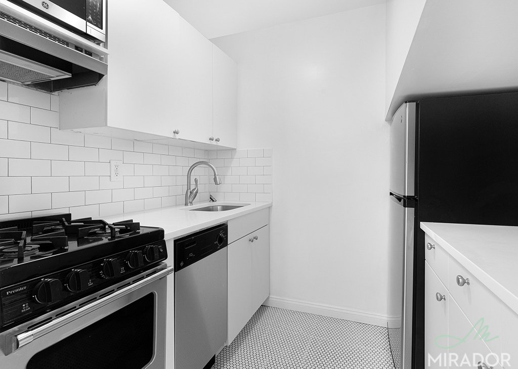 43 W 16th Street 4F