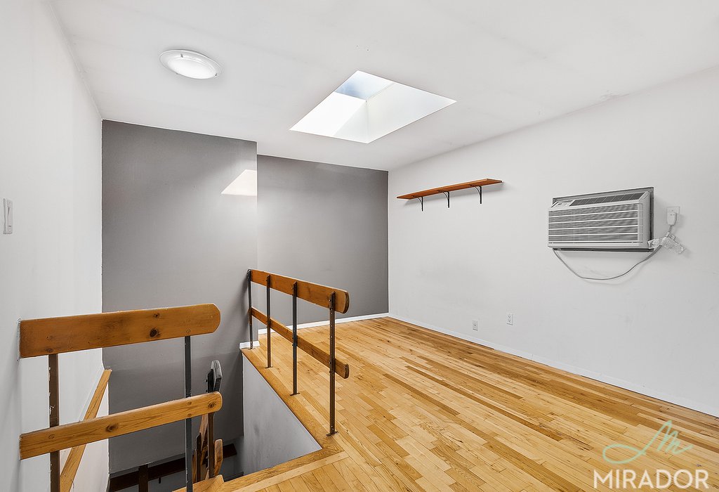 304 E 20th Street PHH