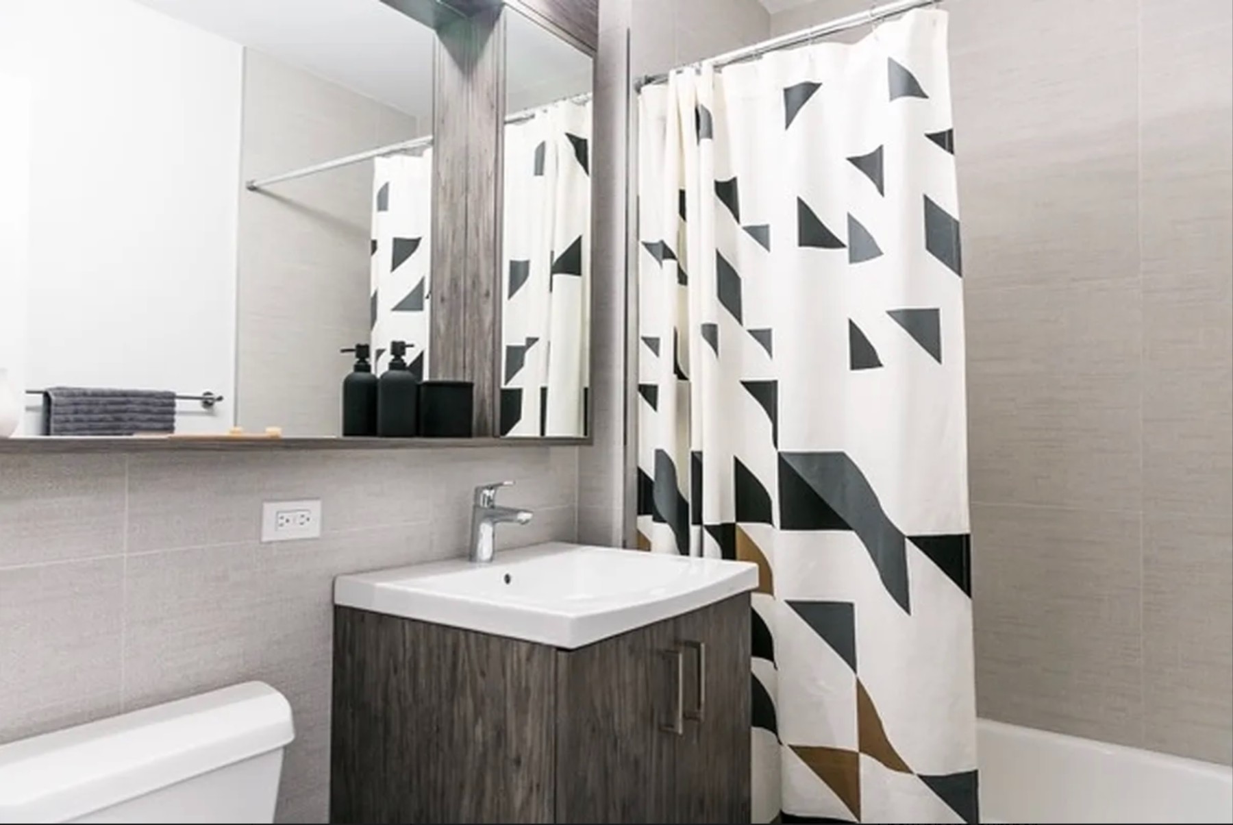 345 E 94th Street 28D