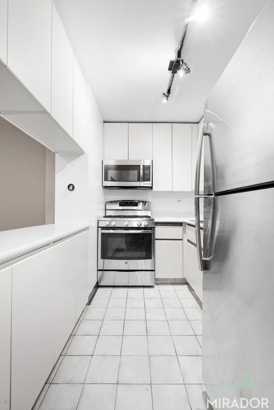 330 E 39th Street 9N