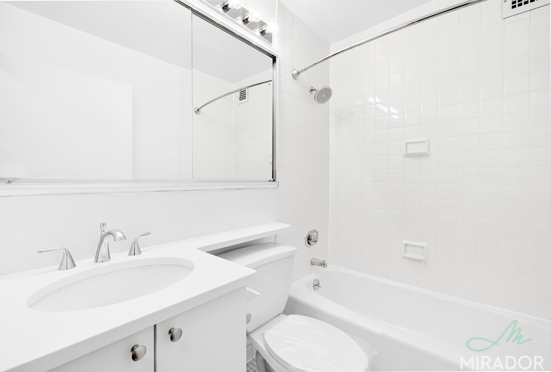 330 E 39th Street 9N