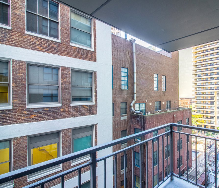 330 E 39th Street 27P