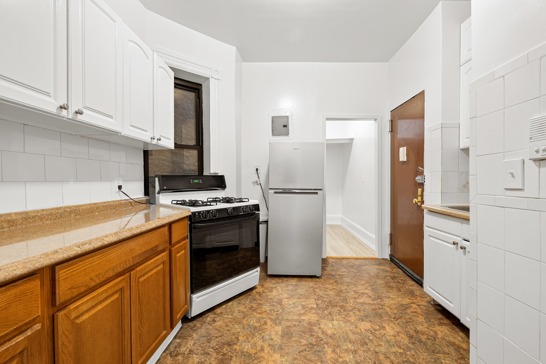 231 E 10th Street 16