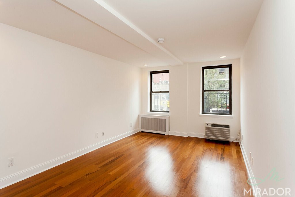 255 W 14th Street 2D