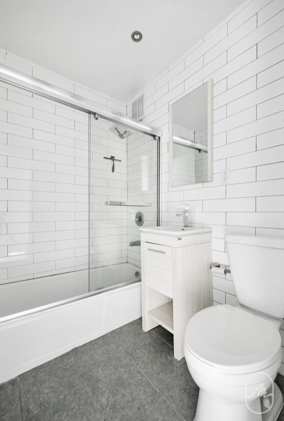 456 W 22nd Street 3b