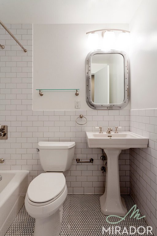 330 E 39th Street 18M