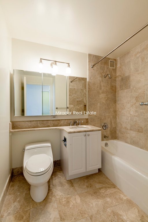 60 W 23rd Street 633