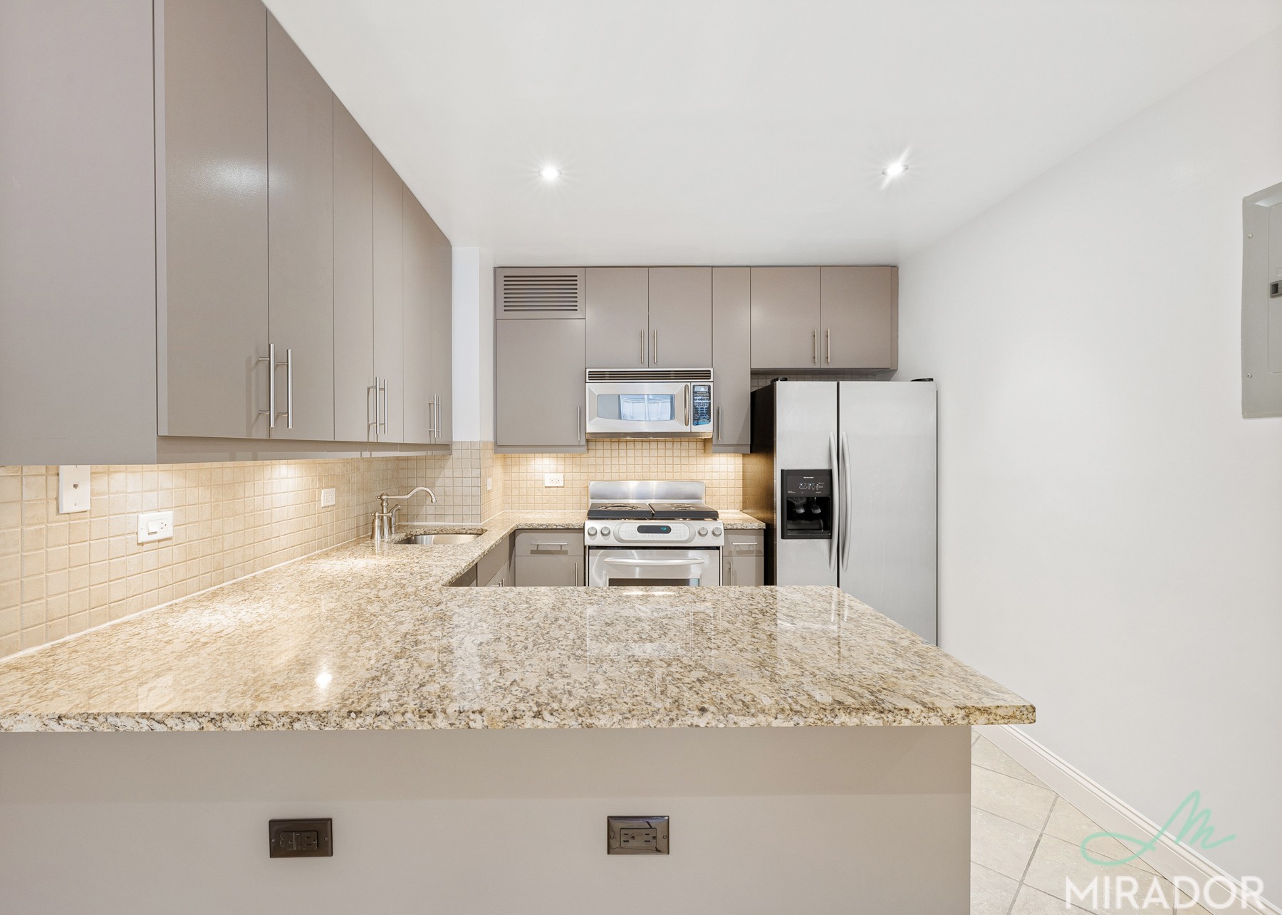 270 Park Avenue S 4G